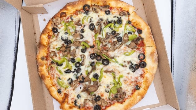 Veggie Lovers Pizza.